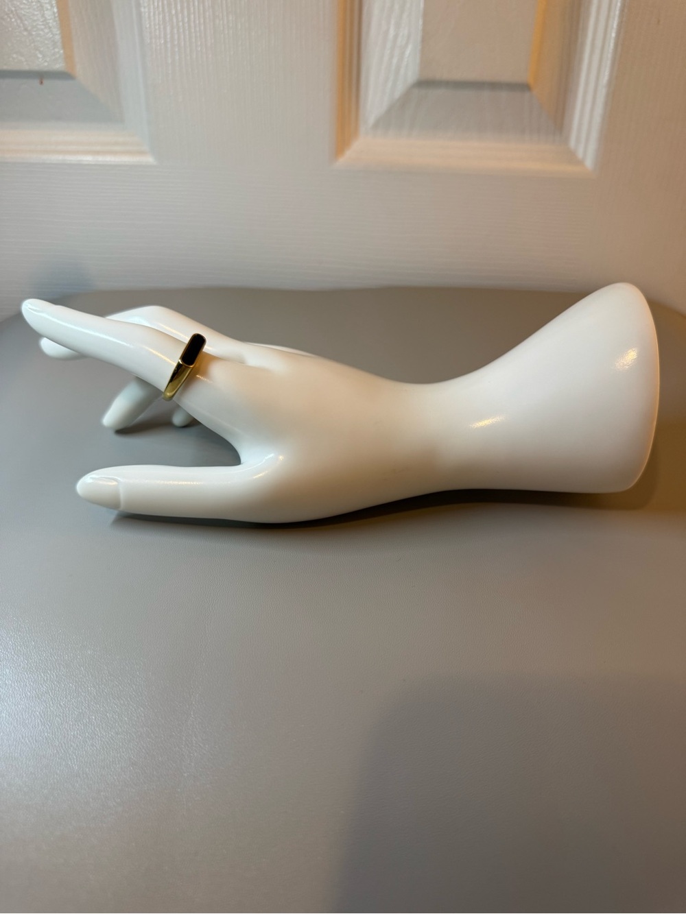 Gold Tone Black Bar Statement Ring Minimalist Modern Jewelry 💛
